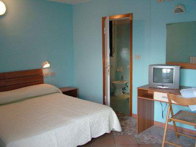 Blitz Hotel Rimini Buitenkant foto